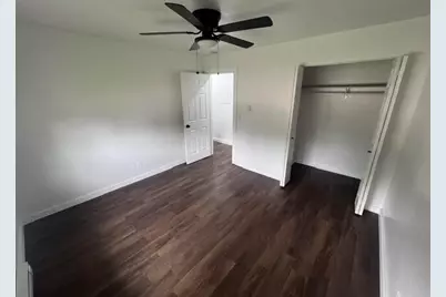 4733 S Pennsylvania Avenue, Lansing, MI 48910 - Photo 4