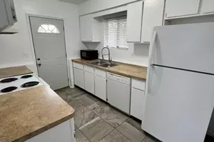 4733 S Pennsylvania Ave, Lansing, MI 48910 - Photo 36