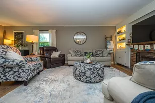 2240 Pleasant Hill Dr, Norton Shores, MI 49441 - Photo 12