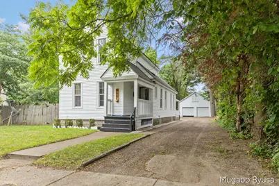960 Temple Street SE, Grand Rapids, MI 49507 - Photo 1