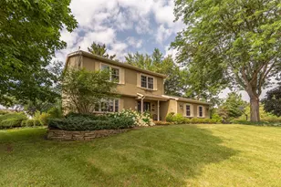 2896 Sitka Ct, Ann Arbor, MI 48103 - Photo 2