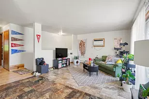 1134 Country, Holland, MI 49423 - Photo 6