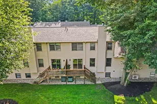 114 Sandy Point Dr, Holland, MI 49424 - Photo 26