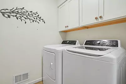 114 Sandy Point Drive #14, Holland, MI 49424 - Photo 18