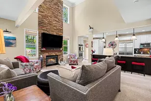2081 Forest View Dr, Norton Shores, MI 49441 - Photo 10