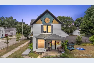 1501 College Avenue NE, Grand Rapids, MI 49505 - Photo 2
