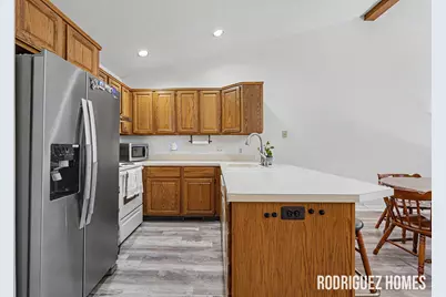 1731 Lakeview Drive, Zeeland, MI 49464 - Photo 4