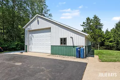 6202 Black Creek Drive, Middleville, MI 49333 - Photo 18