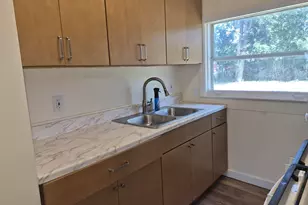 885 Barnum St SW, Wyoming, MI 49509 - Photo 6