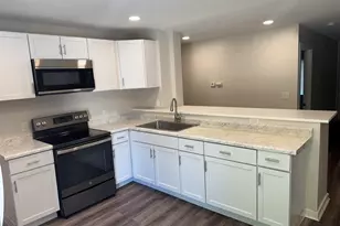677 Dorset Ave, Ypsilanti, MI 48198 - Photo 8