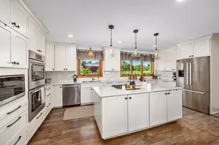 2189 W Vermontville Hwy, Charlotte, MI 48813 - Photo 2