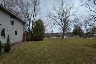 641 Dunleavy Dr, Highland, MI 48356 - Photo 10
