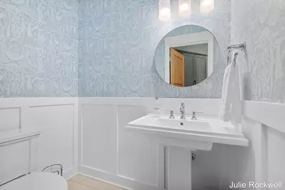 1720 Flowers Crossing Drive NE, Grand Rapids, MI 49525 - Photo 16