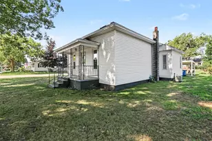 701 St Catherine St, Ludington, MI 49431 - Photo 16
