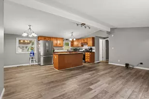 1005 S Ohio Ct, Sturgis, MI 49091 - Photo 6