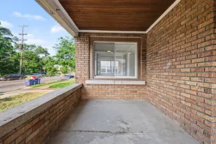 1059 M.L.K. Jr St SE, Grand Rapids, MI 49507 - Photo 4