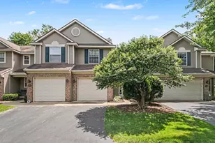 3962 Old Elm Dr SE, Kentwood, MI 49512 - Photo 2