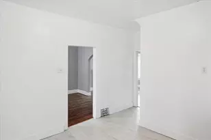 5421 Fischer St, Detroit, MI 48213 - Photo 20