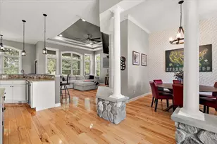 44 E Acacia Blvd, Battle Creek, MI 49015 - Photo 6
