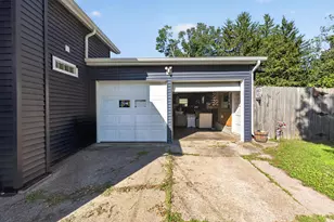 411 East St, Jonesville, MI 49250 - Photo 30