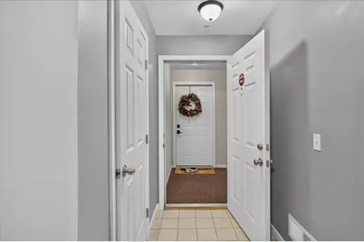 609 Curzon Court #203, Howell, MI 48843 - Photo 4