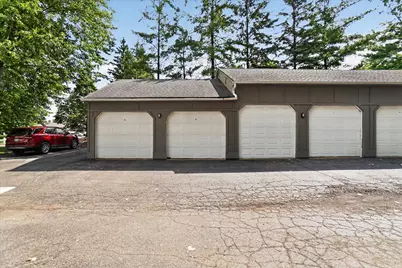 609 Curzon Court #203, Howell, MI 48843 - Photo 42