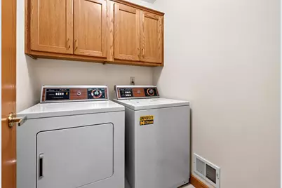 1327 Mulberry Lane, Saint Joseph, MI 49085 - Photo 20