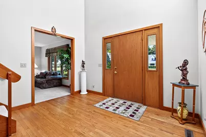 1327 Mulberry Lane, Saint Joseph, MI 49085 - Photo 4