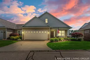 11565 S Lake Dr, Holland, MI 49424 - Photo 2