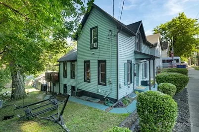 853 Prospect Avenue NE, Grand Rapids, MI 49503 - Photo 2