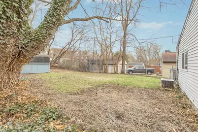 946 Fairview Avenue, Pontiac, MI 48340 - Photo 2