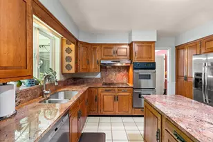 1354 Cornell Ave SE, Grand Rapids, MI 49506 - Photo 38