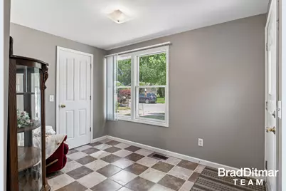 818 Bryant Street SW, Wyoming, MI 49509 - Photo 10
