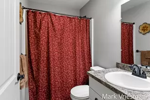17011 Pickett Ln, Nunica, MI 49448 - Photo 36