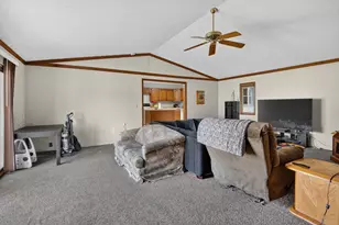 3015 John Glenn Dr, Jackson, MI 49201 - Photo 12