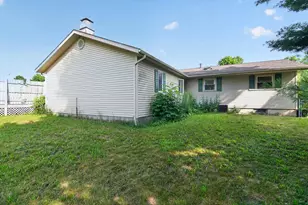 3015 John Glenn Dr, Jackson, MI 49201 - Photo 26