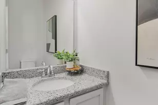 2557 W Towne St, Ann Arbor, MI 48103 - Photo 14