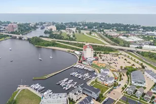 828 Sailors Way, Saint Joseph, MI 49085 - Photo 2