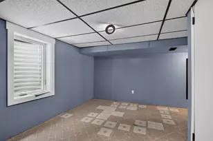 2141 Shangrai-La Dr SE, Grand Rapids, MI 49508 - Photo 34