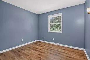 2141 Shangrai-La Dr SE, Grand Rapids, MI 49508 - Photo 10
