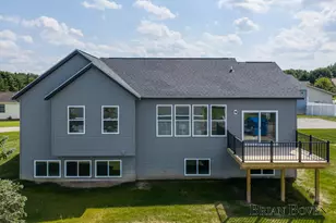 239 W Gardner Street NW, Sparta, MI 49345 - Photo 32