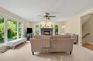 10560 W Splitstone, Pinckney, MI 48169 - Photo 8