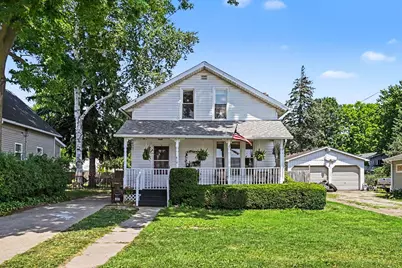 618 W Lawrence Avenue, Charlotte, MI 48813 - Photo 1