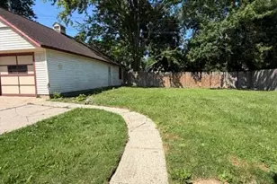 3194 Main St, Marlette, MI 48453 - Photo 10