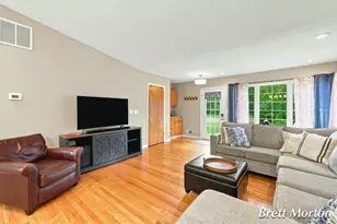 2304 Tecumseh River Rd, Lansing, MI 48906 - Photo 6