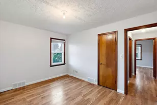 459 Dale Ave, Benton Harbor, MI 49022 - Photo 12