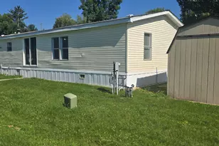 509 Spring Harbor Blvd, Springport, MI 49284 - Photo 12