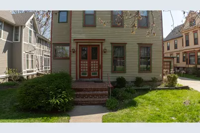 130 College Avenue NE, Grand Rapids, MI 49503 - Photo 2