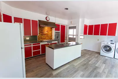 130 College Avenue NE, Grand Rapids, MI 49503 - Photo 14