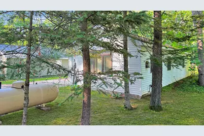 2599 Pleasant Lake Shore Drive, Cadillac, MI 49601 - Photo 4
